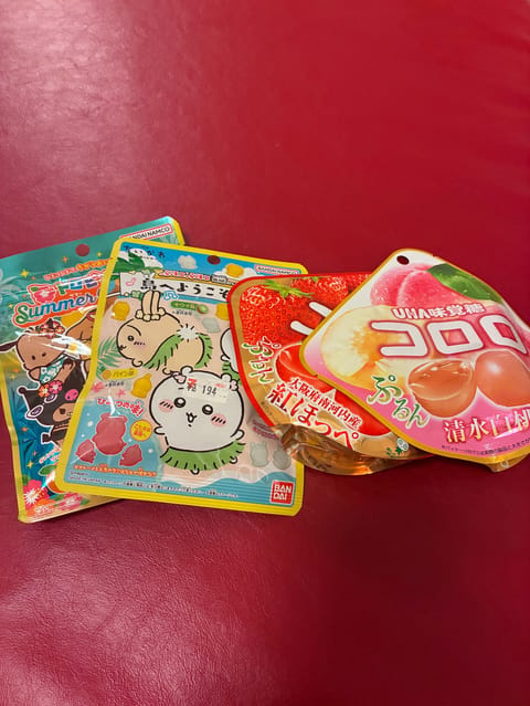 本日も雨の中にもかかわらず、たくさんのご予約ありがとうございました😆✨

そしてまたまた、たくさんグミをいただきました😋