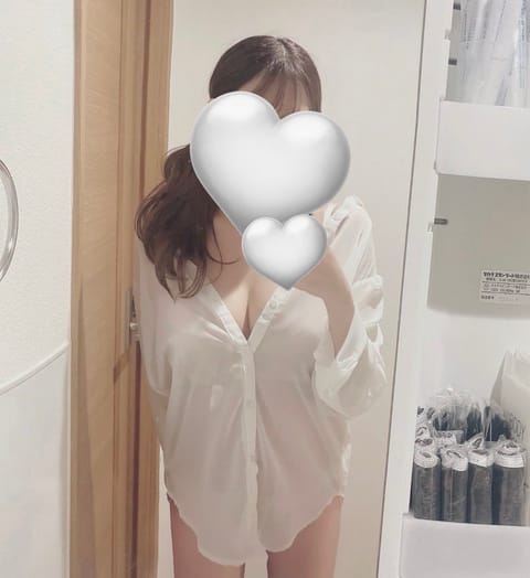 🫧次回出勤日🫧

明日　23日（火）11:00-13:30🈳
　　　　　　　　14:00-16:00🈵

ご予約してくだ