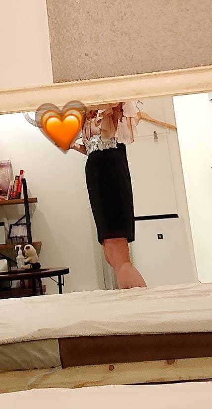 おはようございます。
荻窪南口roomにいます。
是非いらしてください✨