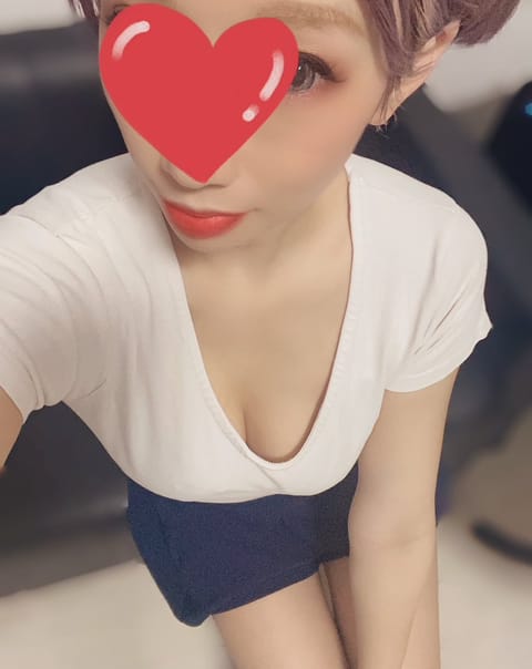 昨晩もご指名ご予約ありがとうございました💓

💋5月出勤💋
4日(火)13時〜17時☀️三軒茶屋
5日(水)15時～21