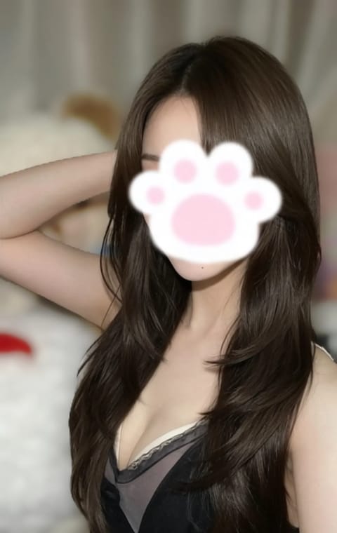 おうちでゆったり過ごす金曜日も
たまにはいいですよね☕️𓂅₊ ⊹𓄹