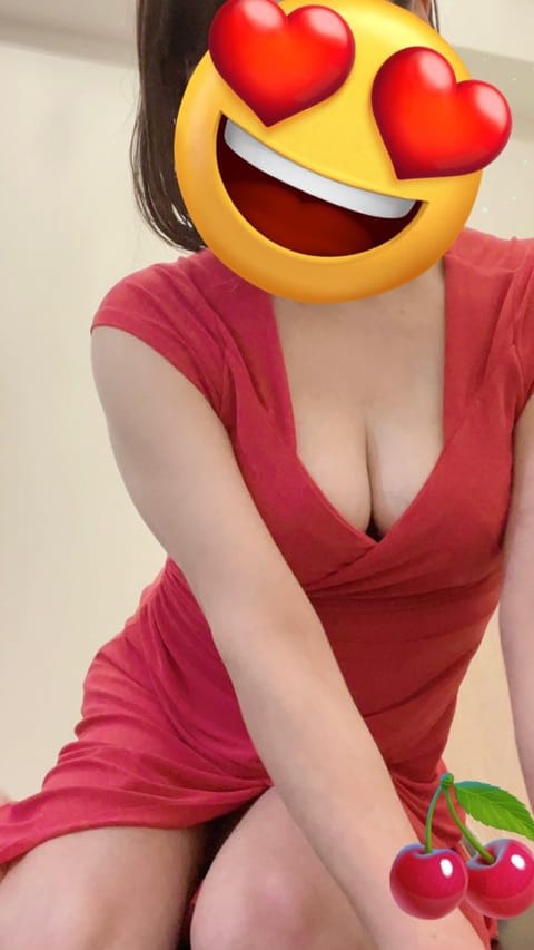 お疲れ様です💓こんばんは😊🌺
2/18.2/20 10:00〜出勤しています🌷🌻

ドバドバ得意になってきました💫⭐️
