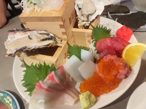 昨日は弟とお友達とずっと行ってみたかった居酒屋さん🏮に行ってきて
雰囲気もお料理もお酒も大満足だったし
弟にもお友達にも