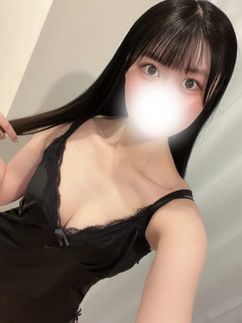 初めまして✨️
cute&bellのまりです🐈
マイペースに出勤しております！
ディズニーに行くことと旅行が趣味です🐭🎠