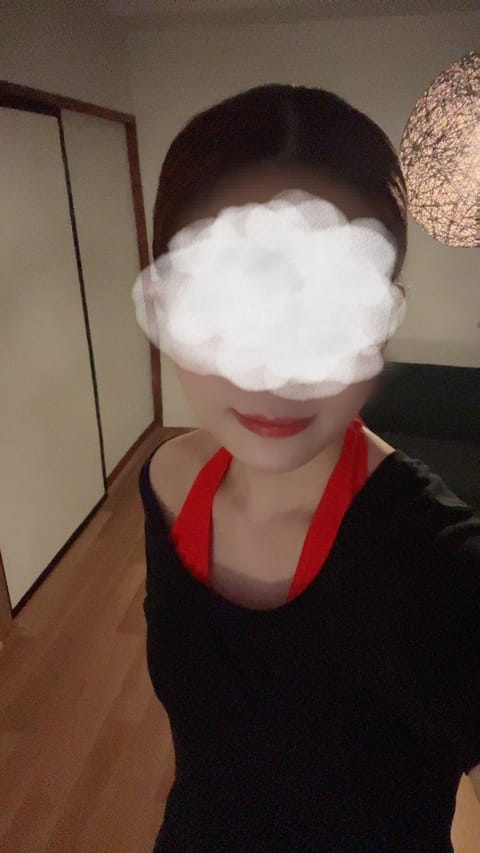 🎀 出勤中~~

~27:00までです

ご予約お待ちしてます♡