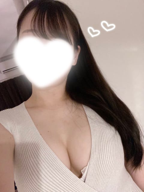 こんばんは🌜
ポーション ほのです *

明日出勤させていただきます🤍

3/12(木) 10:00〜18:00
🈳 1