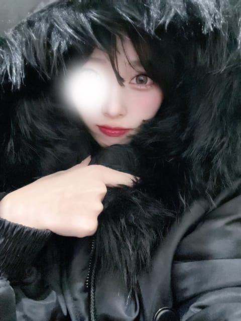 𐔌˘- · -˘𐦯ﾓﾌﾓﾌ

次は30日出勤してます♡