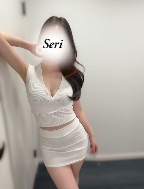今月も完売御礼🈵
ありがとうございました🙇‍♀️❤︎

天候の悪い中での出勤でしたが、
皆様会いたかった〜とご来店くださ
