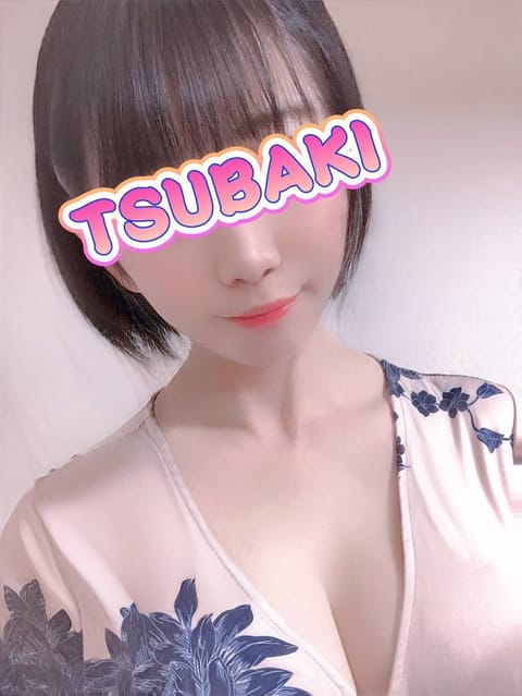 電車の中で危険行為に出会い驚き🙄汗
暑い時期と寒い時期は色々な方を
お目にかかる気がします❣️笑
思わず…笑みが出てしま
