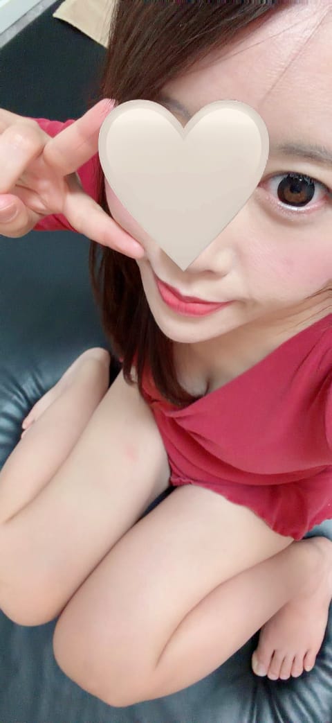 おはようございます☀️今日は蕨です🍀
昨日までグアム行ってました💓
太ったから来週からダイエット頑張る🐷