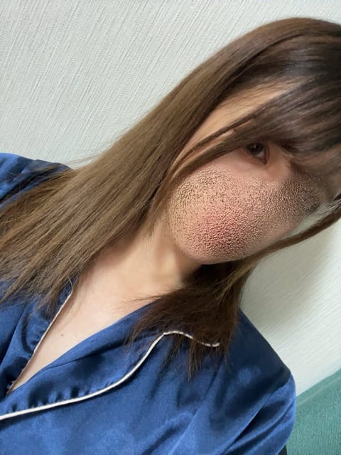 出勤しました！

今日は3時まで待ってます(*^^*)♥