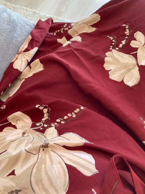 こんにちは(^^)
本日11時30分〜15時出勤です♡

最近またまた寒いですね、、😨
ぜひ足湯もあるので、温まりにきて