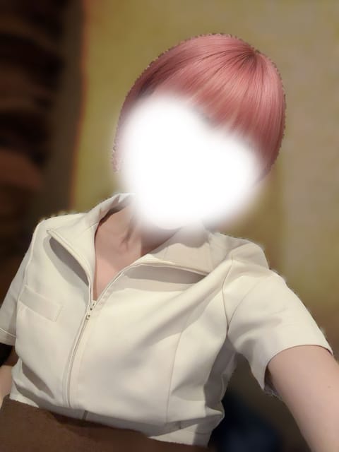 出勤してます🎼
お疲れ様です桜庭です🌸
前回も事前予約🈵ありがとうございました✨
初めまして様とのロングコース少し心配し