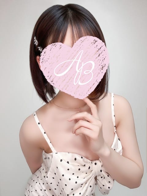 こんばんは🌝 いかがお過ごしですか？✨️
お仕事の方おつかれさまです☺️GWの方素敵な休日になりますように🌟

新しいプ
