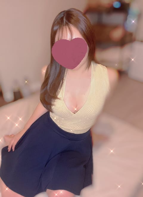 4/17 19:00〜4:00
今日は赤坂ルームに出勤です✨

お久しぶりの出勤ですが、
しっかりマッサージさせていただ