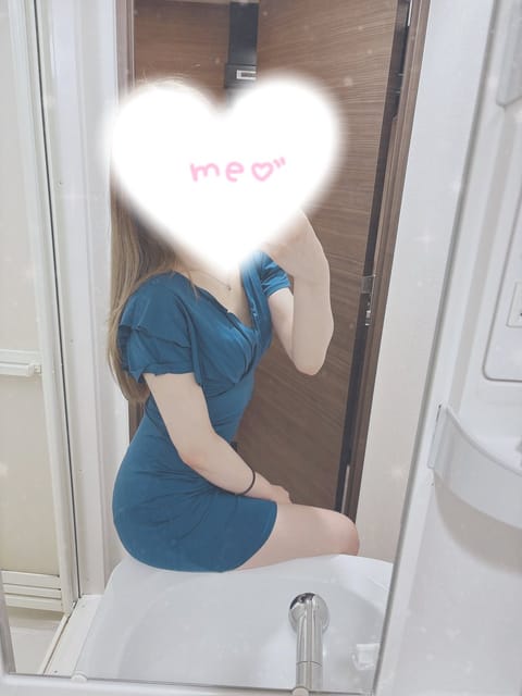 昨日もありがとうございました❤️‍🔥
初極液喜んでもらえて(ㅅ´ ˘ `)

本日19時から📍西中島です🤍
お問い合わせ