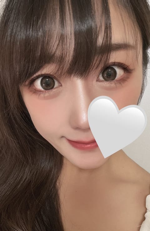 ご予約の調整で明日12時➡11時半からの勤務に変更になりました🫡 
🈳1130-13/🈳1530-18

ご予約ありがと