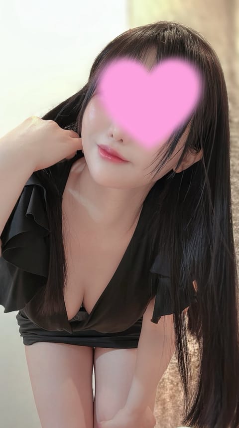 今週のスケジュール
15日18-23,17日18-23です！
ご予約お待ちしてます💓