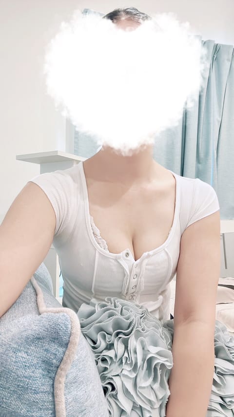 こんばんは⭐️
今日もご予約ありがとうございます🫧
明日から3連休ですね🌼
楽しい連休お過ごしください🫶