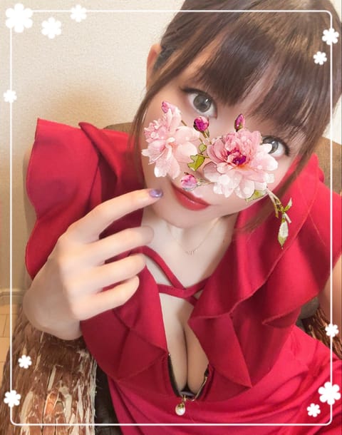 明日もご予約ありがとうございます✨️
まだ空きがございますのでぜひ会いに来てくれると嬉しいです🥰🫶🩷

5日(日)大塚1