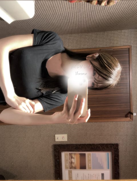 おはよう🥱🫧
今日予約くださってる方ありがとう🐚🤍
最近はビタミンと鉄分をしっかり摂るようにしてるよ
暑いみたいなので施