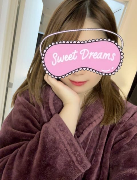 大和ルーム13時〜3時で出勤です❣️あいにくのお天気ですが、たくさんの方にお会いできたら嬉しいです🫶ご予約お待ちしていま