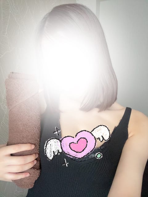 今週のシフトでたよー👼🏻💞💞
🕯️7日…🕰️18:00〜23:00
🕯️11日…🕰️17:00〜23:00
🕯️12日…