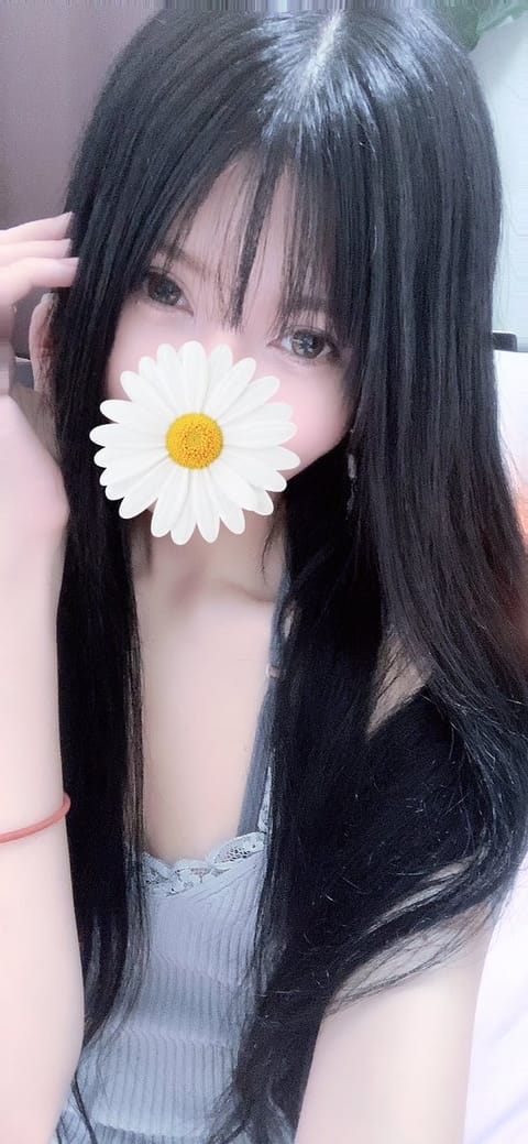 こんばんは🌙*ﾟ

気付いたらもう23時ですね🐕
あと2時間、25時まで受付してるから待ってるね💓

#エデンの園
#メ