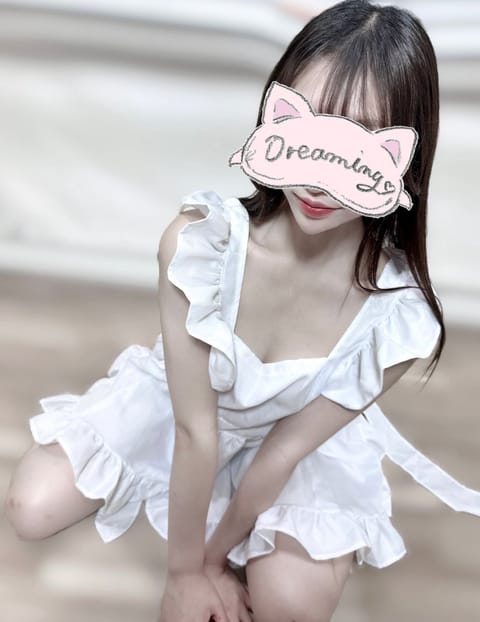 中々ツイートも出来ず
楽しみにしてた初出勤も昨日はお休みしちゃってごめんなさい🥲
39度以上の熱が続いて中々下がらずお休