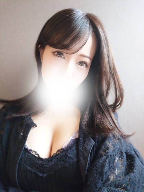 おはようございます🌞

髪暗くしました☺💕
