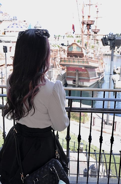 本日22時からいます> < ♡
実は最近ディズニー行ってました📸