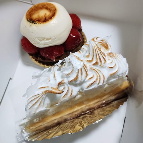 本指名さまと食べたケーキ🍰12月はケーキを食べる機会が増えますね♬
#京都メンズエステ