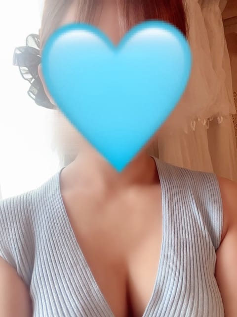 お久しぶりです🥲
スマホが使えなくなってログイン出来なくなっていたのですが復活しました😌✨
また更新していくのでよろしく