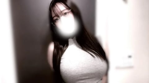 1ヶ月半ぶりの出勤だよ✩⡱
雨だけど会いに来てくれたら嬉しい💗

⏱12:00~20:00

最近髪ブルーブラックにして