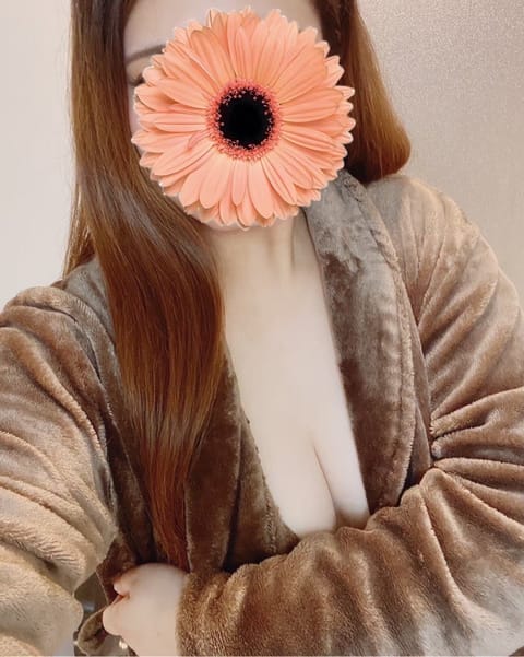 出勤してます！

HPの写真新しくなったよ〜