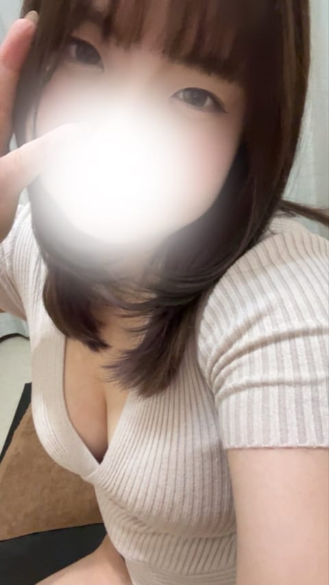 菜美復活しました🥂🤍

体調万全です(ᵕ̈)و今日明日と三ノ宮いてます՞⸝⸝>   <⸝⸝՞👍🏻💞
みんな久しぶりに会お