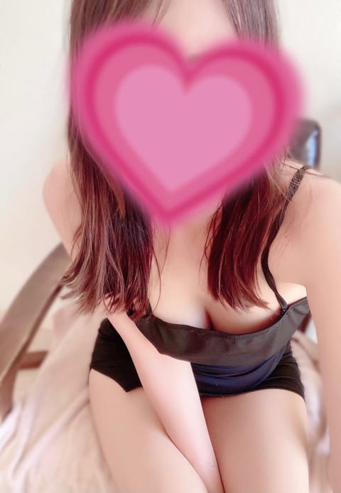 今日もあついね🥹

こんな暑い中会いに来てくれるの嬉しいな🥹🩷