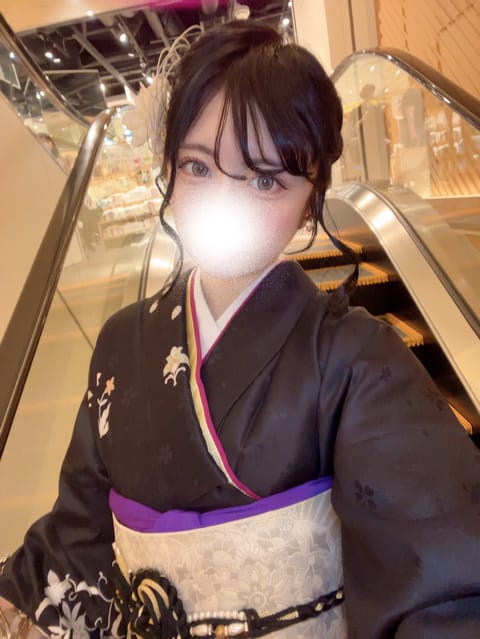 次回♡
4/25.26
13-19
お店の電話予約よりwebの方が確実です🫶🏻
その他dmからもご予約受付ております🍀*