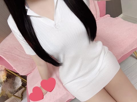 おはよう〜！！🌻
本日14時まで出勤してます🩷いつもより短い時間だけ会えたら嬉しいなあ𐔌՞ ܸ. .ܸ՞𐦯

#メンエス