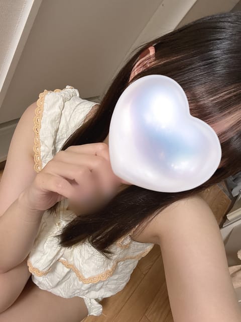 こんにちは🐶
今日も暑いけど、まだムシムシしてないからマシかな〜〜〜🌻✨

お外に出るよ〜というお兄さん、ぜひ立ち寄って
