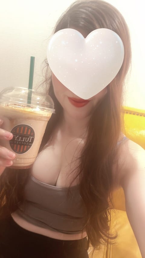 また今日も暑いねー🥺
今週のスケジュールこちらになります🌹
お問い合わせお待ちしております😌🤲🏻

8日月⃝13ー21時