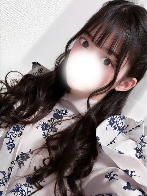 本日桜新町ルームです🌸

12:00-13:20🈵
13:35-🈳

よろしくお願いします🙏🏻💞
