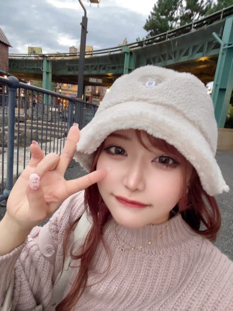 皐月みな