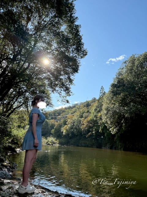 先日、山奥にあるサウナへ行ってきました🧖🏽‍♀️⛰️✨二度目の訪問♨️

とにかくロケーションが最高で、心地良い風の中整