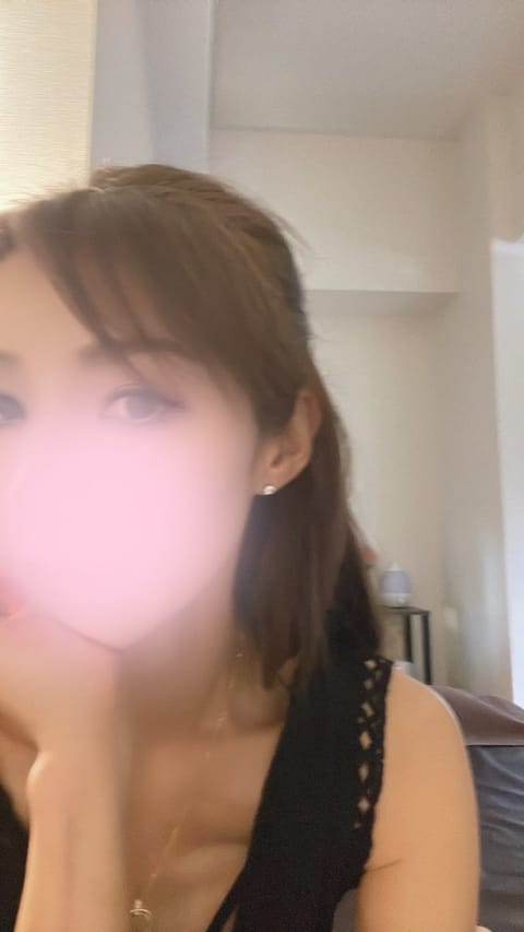 ♡追いかける愛より、
自然に寄り添える愛が心を満たす♡

無理せず自然に隣にいられる関係は
心を温めてくれる。
同じ空間