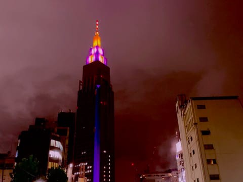こんばんわ૮ •͈ ·̫ •͈ ა
おとといの2daysｴｽ勤もありがとうございました🌙✨

だんだん夜になるのが早くな