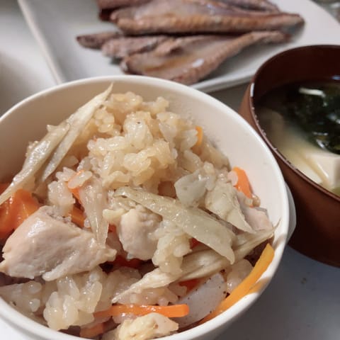 今日もありがとうございました🌈 お仕事前に時間作ってくれて嬉しかったです これからファイトですね  明日はお休みでまた土