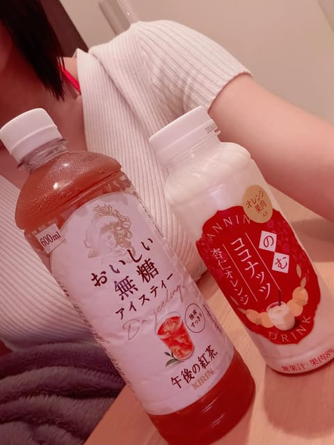 初の差し入れいただきました🍹✨
初めましてなのにありがとう💕
まいかは甘いもの大好きなのでとっても嬉しいっ☺️♡