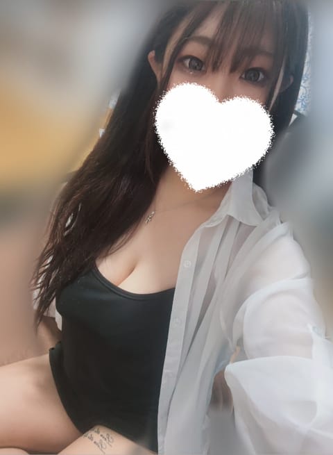 こんばんは✴︎
急遽出勤しました！！！
🈳あるのでご予約まってます💗

20時〜🈳

[@AQUASPA2025 ]