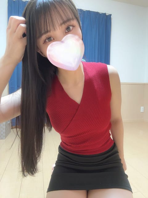 夜の枠🌃19:00～/21:00～(90分のみ)
ご予約お待ちしてます🌟

お肌もちすべのみなみに会いに来てください🦄💕